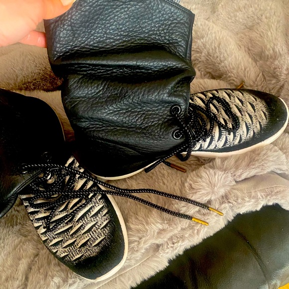 Nike Shoes - Nike Sock High Top